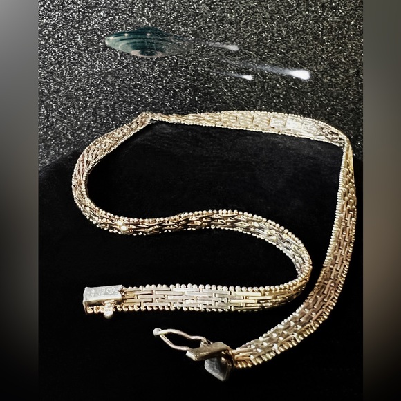 Vtg 925 Sterling Riccio Diamond Cut Woven V-Shaped Design Necklace - Picture 7 of 7